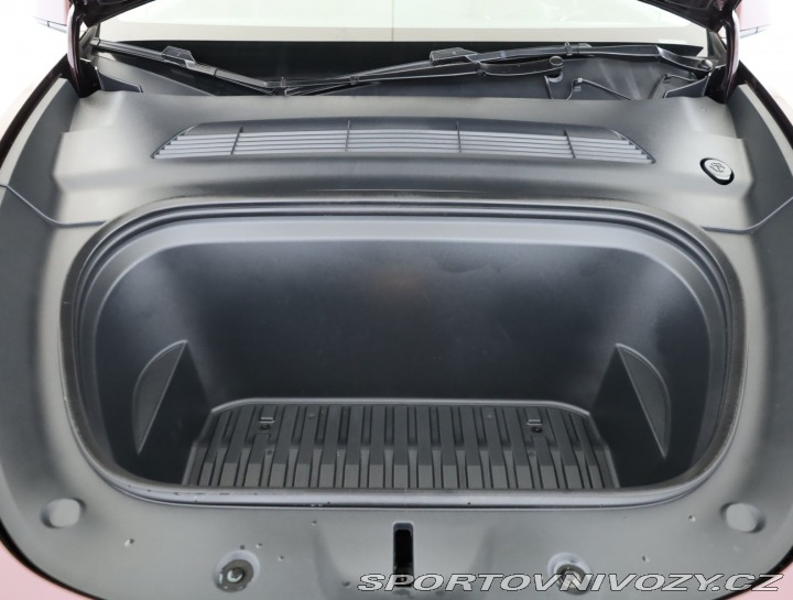 Tesla Model Y Long Range RWD 79kWh 2024