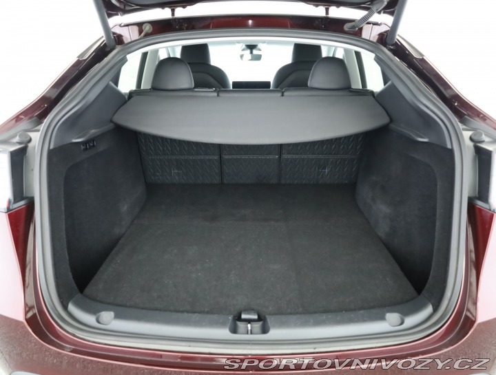 Tesla Model Y Long Range RWD 79kWh 2024