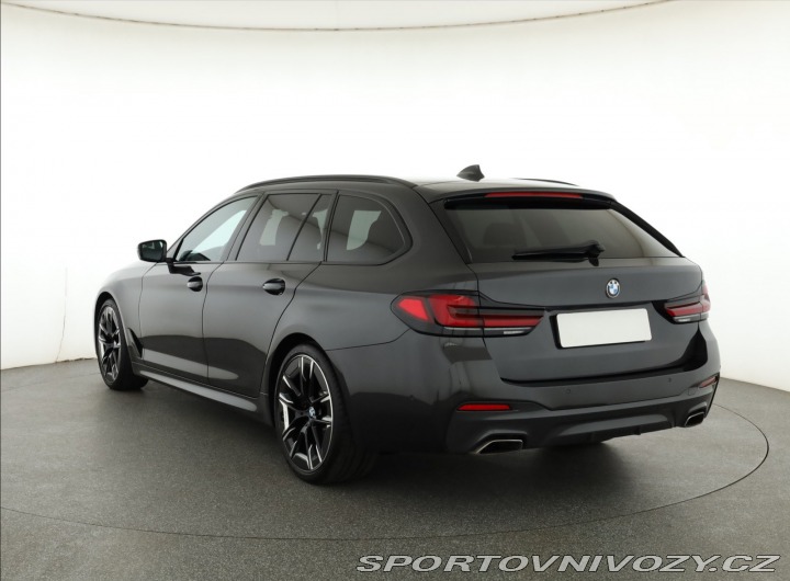 BMW 5 Individual 530d xDrive 2023
