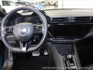 Alfa Romeo Ostatní modely Junior 1,2 Hybrid 145k.PANO.El.s 2024