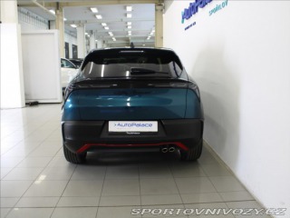 Alfa Romeo Ostatní modely Junior 1,2 Hybrid 145k.PANO.El.s 2024