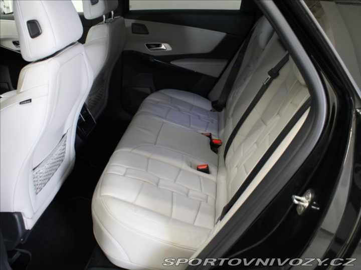Ostatní značky Ostatní modely DS Automobiles DS7 Crossback 1,6 PHEV 360 4x4 Perf.Pan 2024