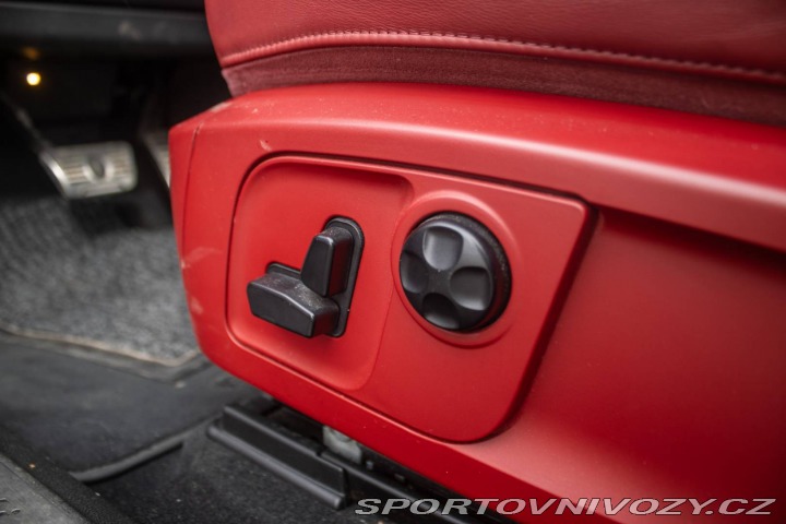 Maserati Levante Q4 202kW AT/8 2017 / AJ 2017