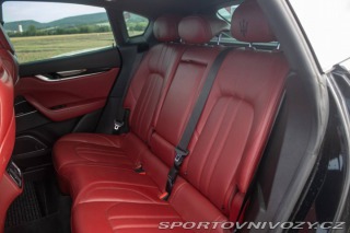 Maserati Levante Q4 202kW AT/8 2017 / AJ 2017