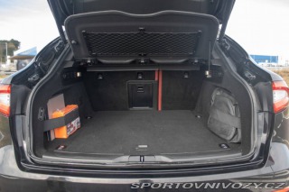 Maserati Levante Q4 202kW AT/8 2017 / AJ 2017