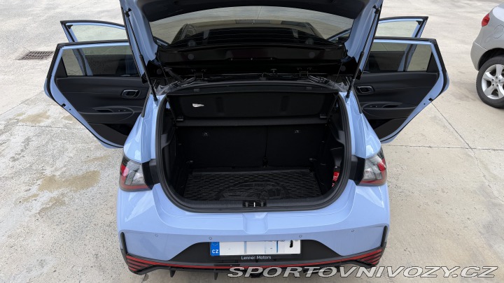 Hyundai i20 N Premium, garazovano 2023