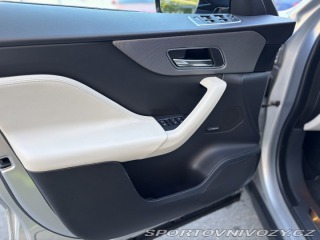 Jaguar F-Pace SVR 5.0 V8 2019