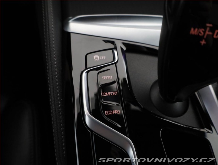 BMW 5 530d xDrive 2023