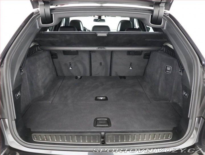 BMW 5 530d xDrive 2023