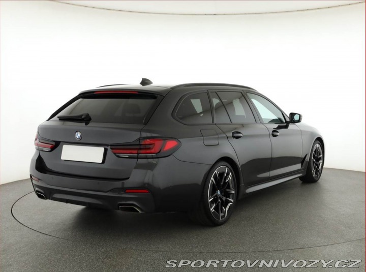 BMW 5 530d xDrive 2023