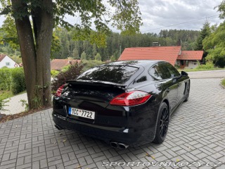Porsche Panamera 4.8turbo S 2011