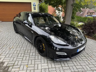 Porsche Panamera 4.8turbo S 2011