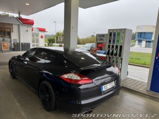 Porsche Panamera 4.8turbo S 2011