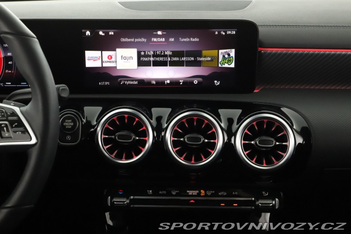Mercedes-Benz CLA Progressive 200 2025