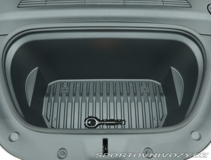 Tesla Model Y Long Range AWD 79kWh 2023
