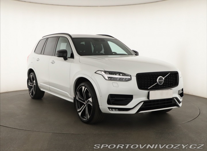 Volvo Ostatní modely XC90 B6 AWD 2020