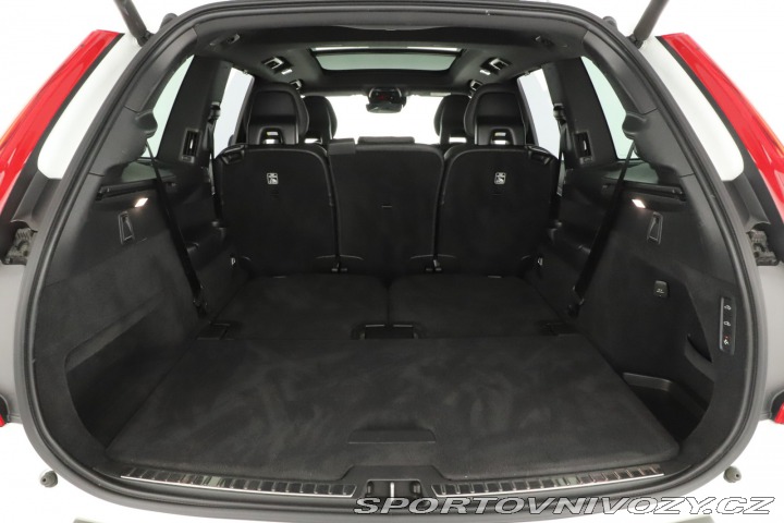 Volvo Ostatní modely XC90 B6 AWD 2020