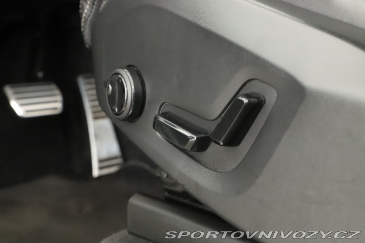 Volvo Ostatní modely XC90 B6 AWD 2020