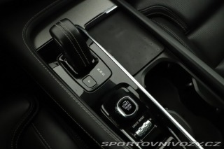 Volvo Ostatní modely XC90 B6 AWD 2020