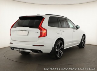 Volvo Ostatní modely XC90 B6 AWD 2020