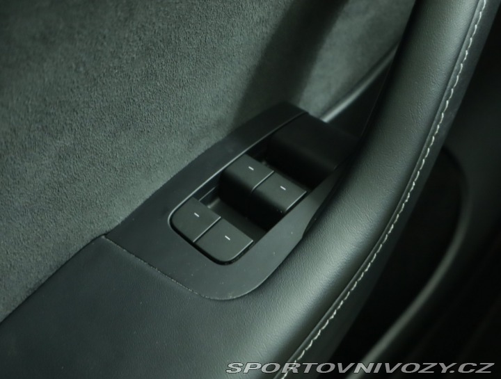 Tesla Model Y Long Range AWD 79kWh 2022