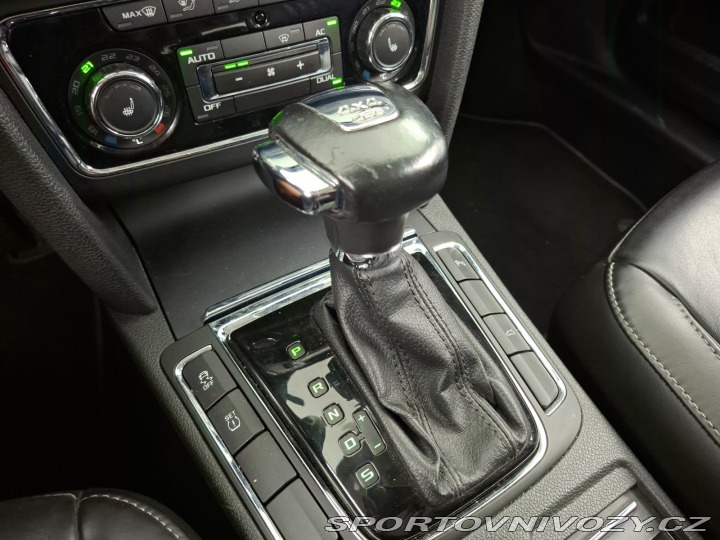 Škoda Superb Elegance 3.6 FSI V6 2011