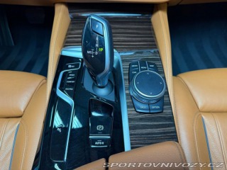 BMW 5 540i xDrive LUXURY LINE, 2021