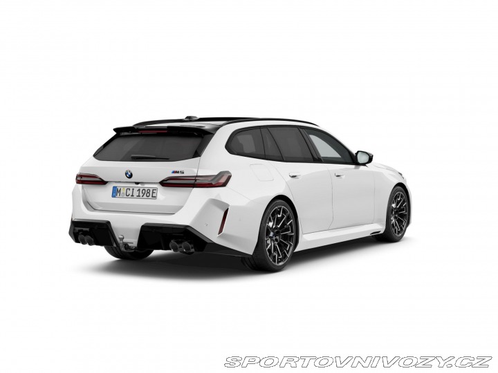 BMW M5 Touring 2026