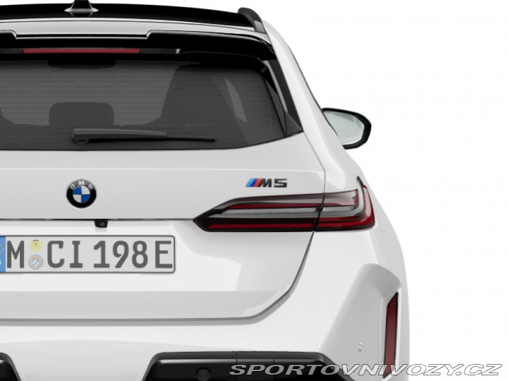BMW M5 Touring 2026