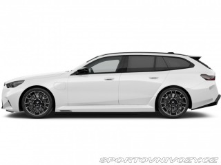 BMW M5 Touring 2026