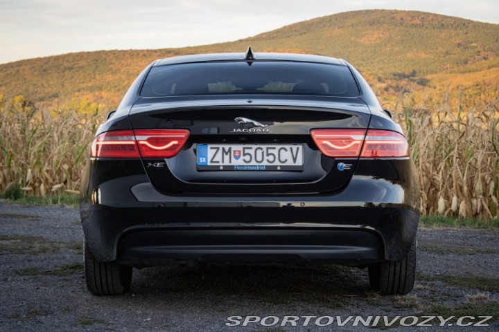 Jaguar XE 2.0 I4D E-Performance AT 2017