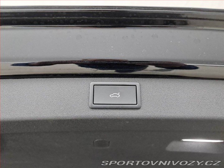 Škoda Enyaq 85x (82 kWh), SoH 100% 2025