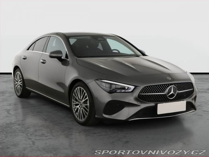 Mercedes-Benz CLA 200, Progressive 2025