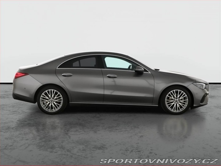 Mercedes-Benz CLA 200, Progressive 2025