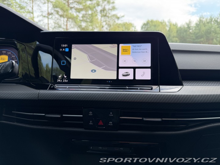 Volkswagen Golf 8R Performance Akrapovič 2023