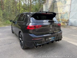 Volkswagen Golf 8R Performance Akrapovič 2023