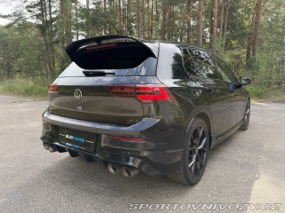 Volkswagen Golf 8R Performance Akrapovič 2023