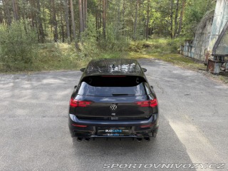Volkswagen Golf 8R Performance Akrapovič 2023