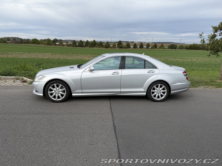 Mercedes-Benz S W221 S500 2006