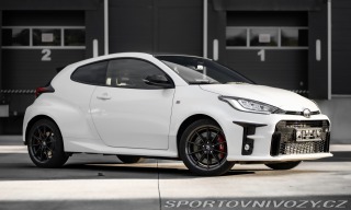 Toyota Yaris PERFORMANCE/SPORT