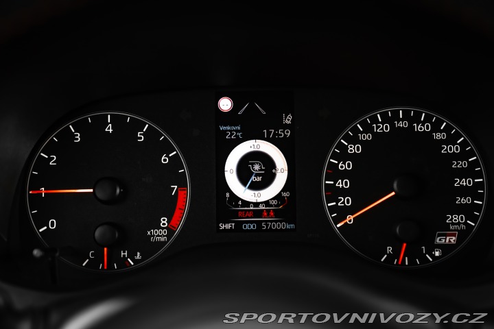Toyota Yaris PERFORMANCE/SPORT 2021