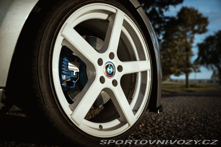 BMW 3 E92 325i 2006