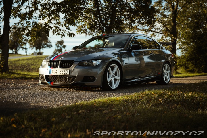 BMW 3 E92 325i 2006