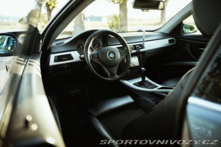 BMW 3 E92 325i 2006