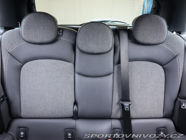 Mini Cooper Cooper D 2015