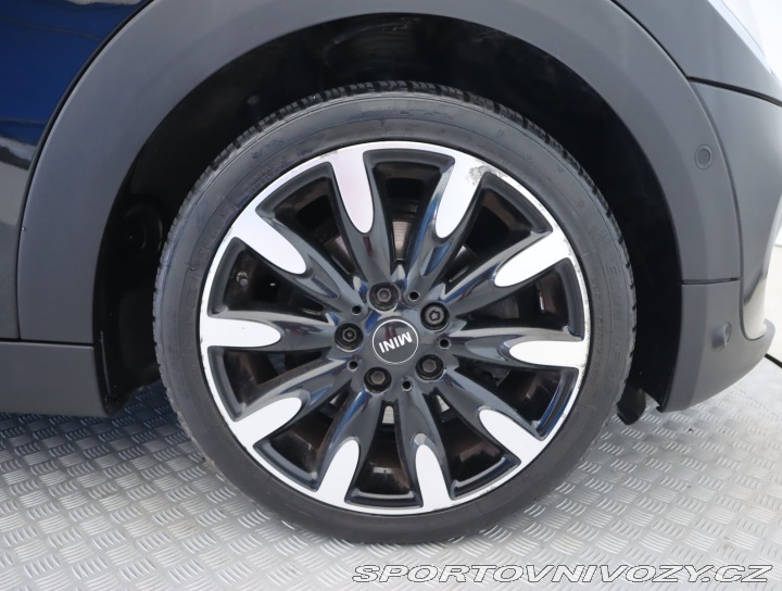 Mini Cooper Cooper D 2015