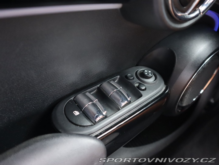 Mini Cooper Cooper D 2015