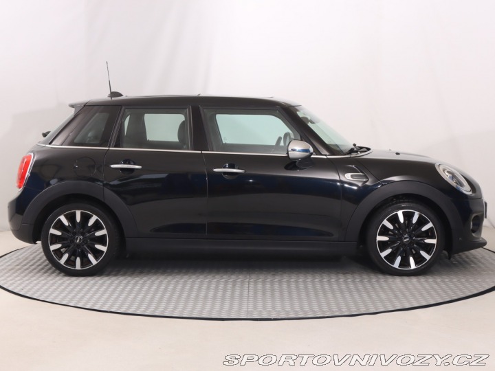 Mini Cooper Cooper D 2015