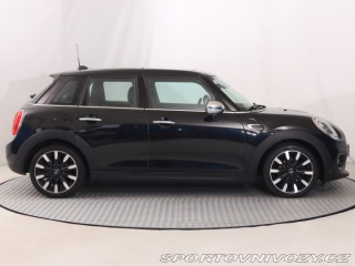 Mini Cooper Cooper D 2015