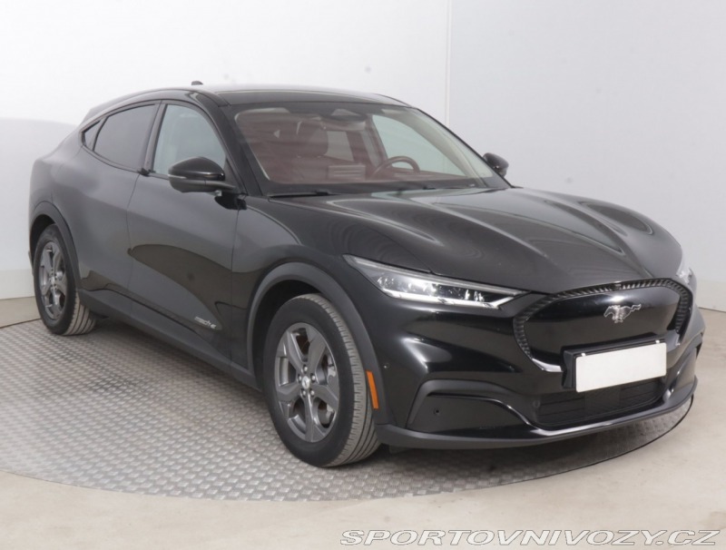 Ford Mustang Mach-E  Standard Range RW